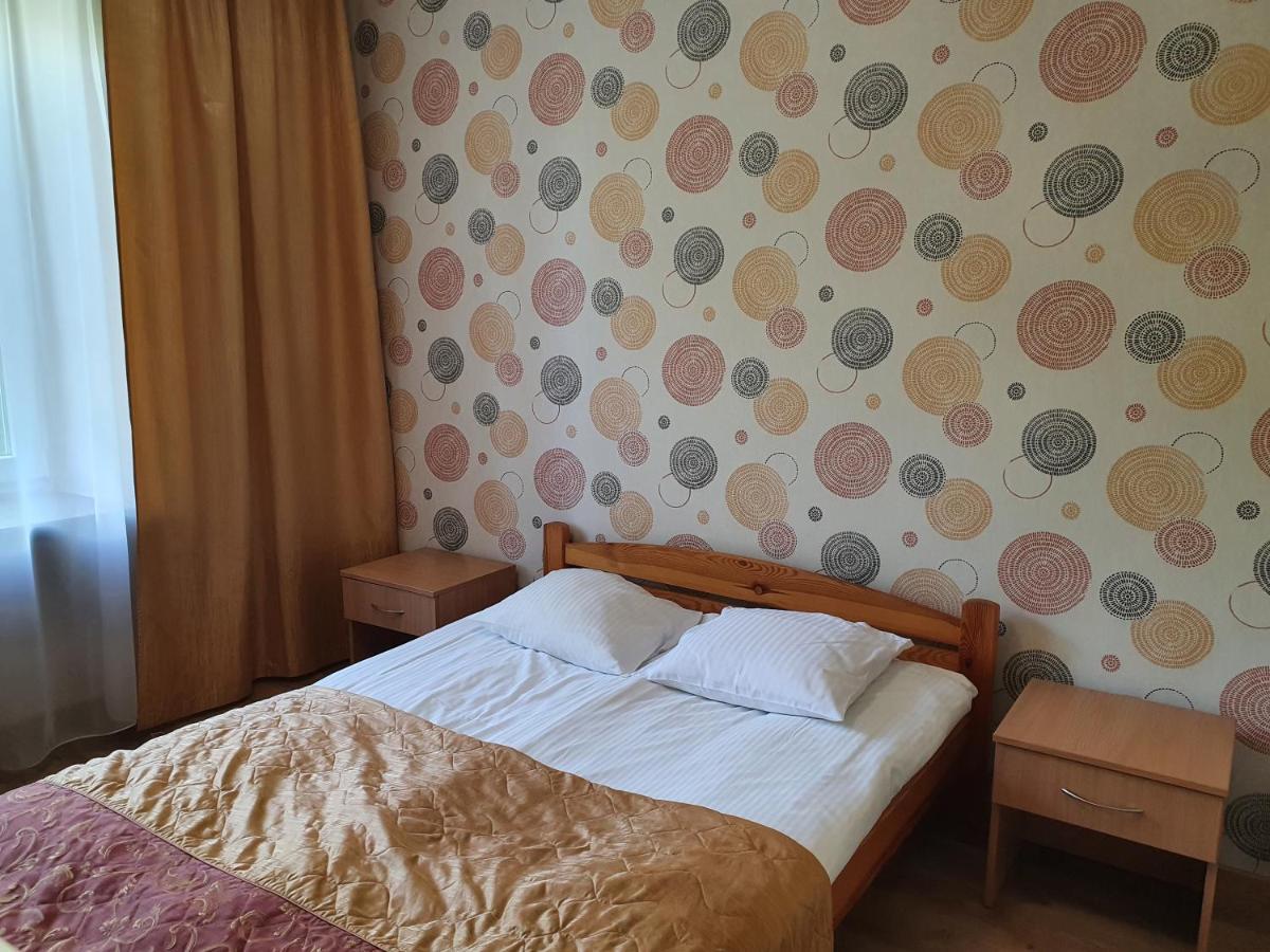 Hotel Iskra Ряшів Екстер'єр фото